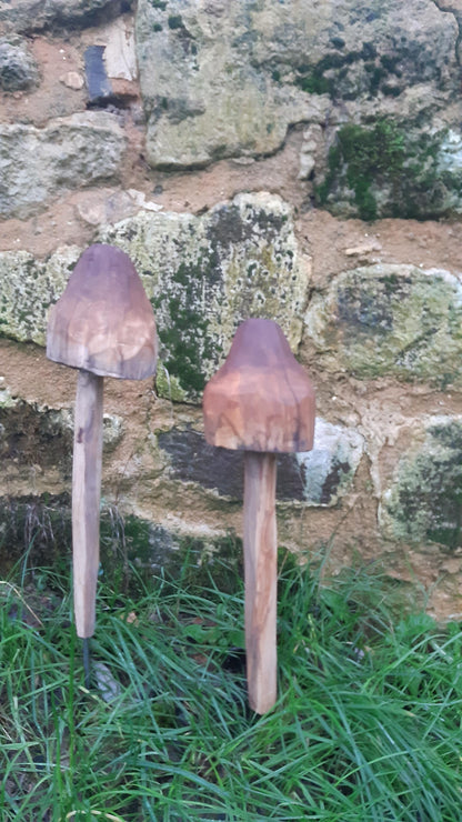 Sculpture de jardin en bois massif - Champignon sculpté et peint - 40 cm