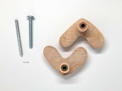 Patère en bois massif : un choix parfait pour relooker vos placards, commodes et tiroirs avec une finition chaleureuse. Ces boutons de meuble en bois, inspirés du design naturel et épuré, sont faciles à installer et offrent une excellente prise en main. Idéal pour un intérieur scandinave, bohème ou rustique, ce lot de poignées en bois est la solution idéale pour allier style et praticité.