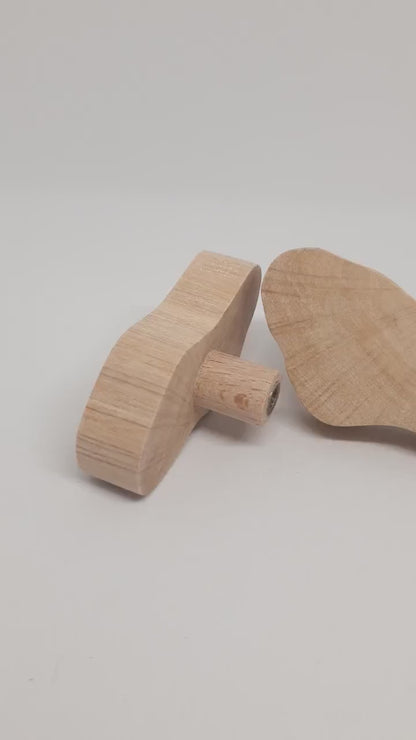 Poignée/Bouton de meuble en bois massif sculpté – Patère murale organique, artisanale et unique pour tiroirs, placards et portes