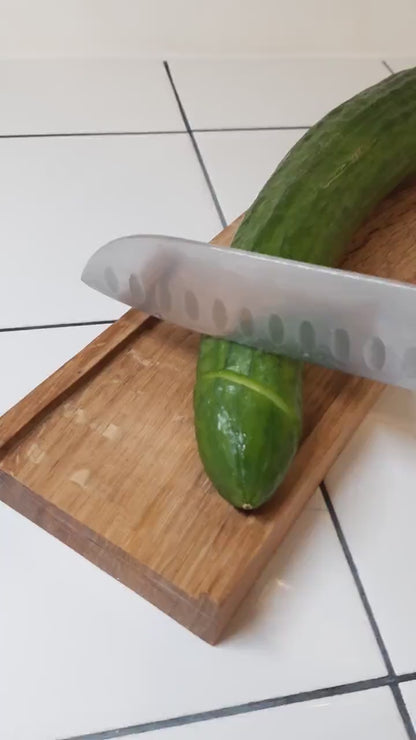 Planche à découper réversible en bois – Côté droit & bord relevé – Inspirée recette concombre Lena Situations – Chêne massif sans colle